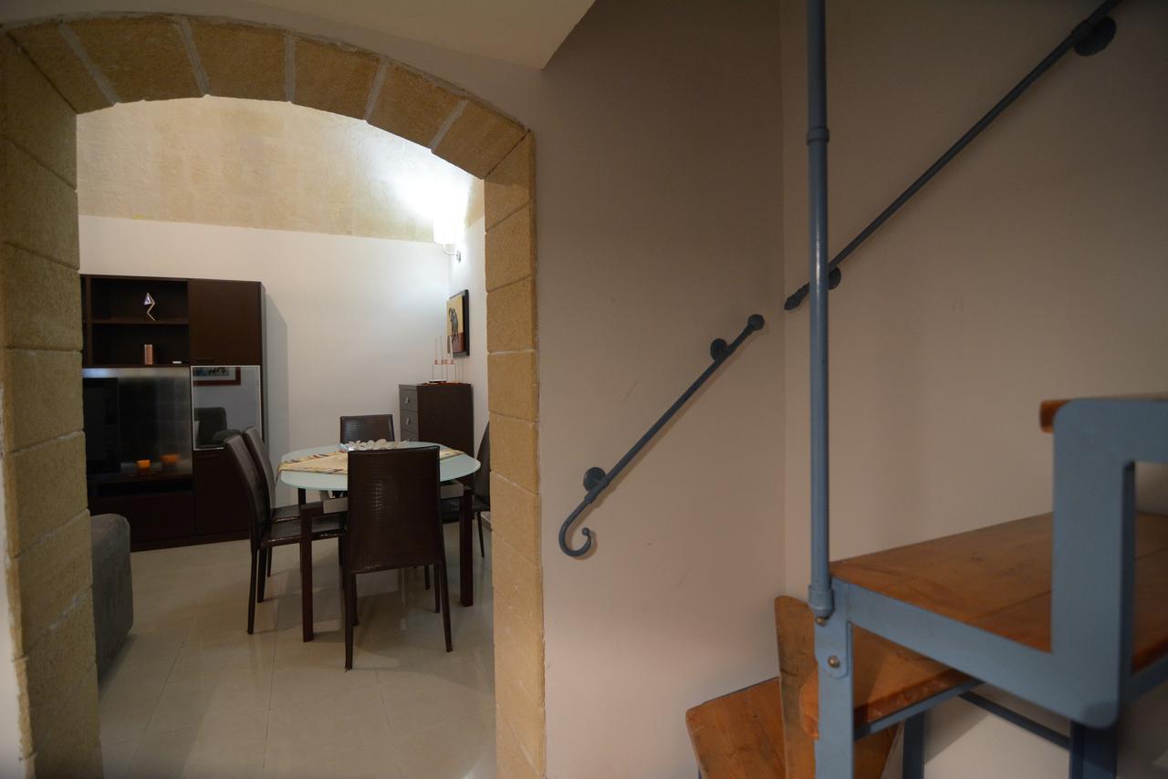 Suite Del Borgo Taranto Exterior photo